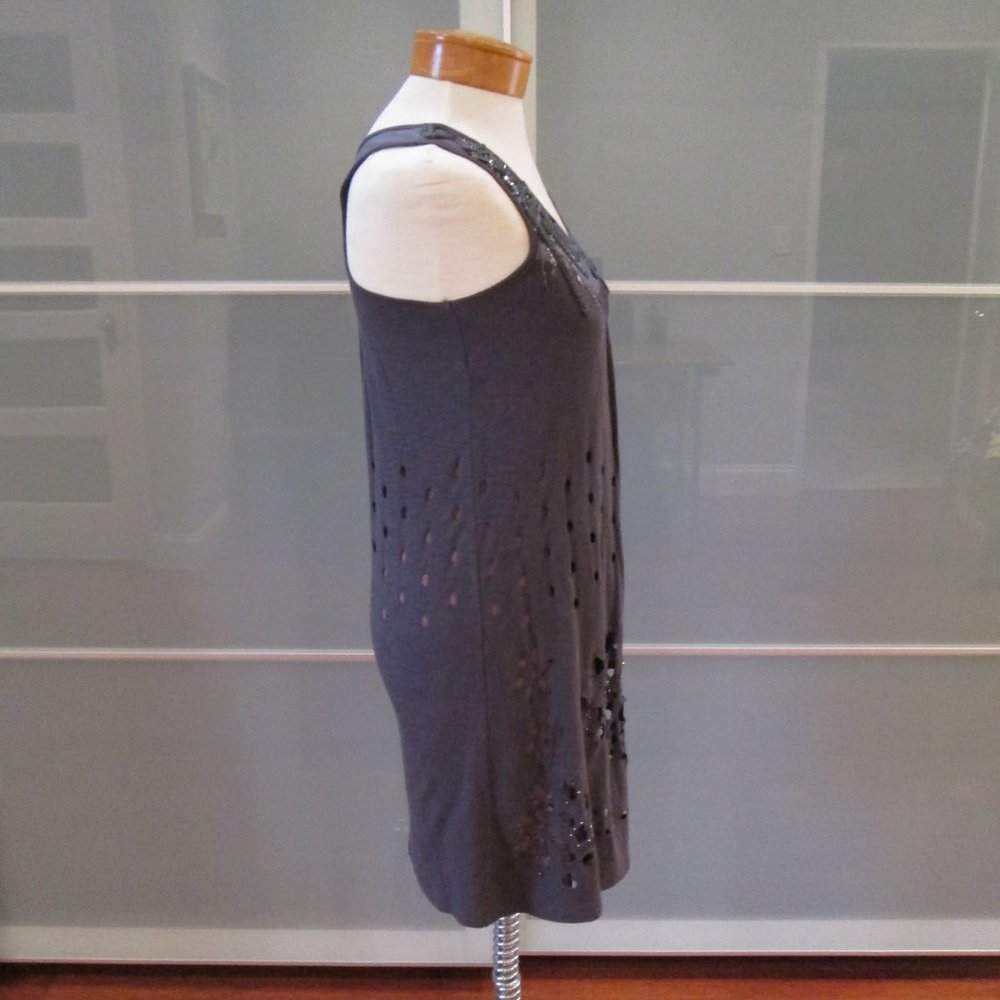 Lulumari Racerback Double Knit - Picture 6 of 7
